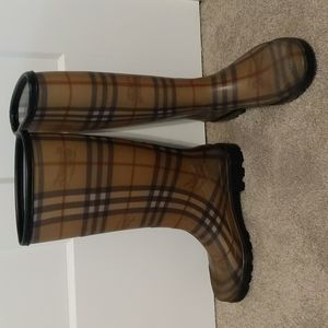 Burberry Rain Boots 7.5